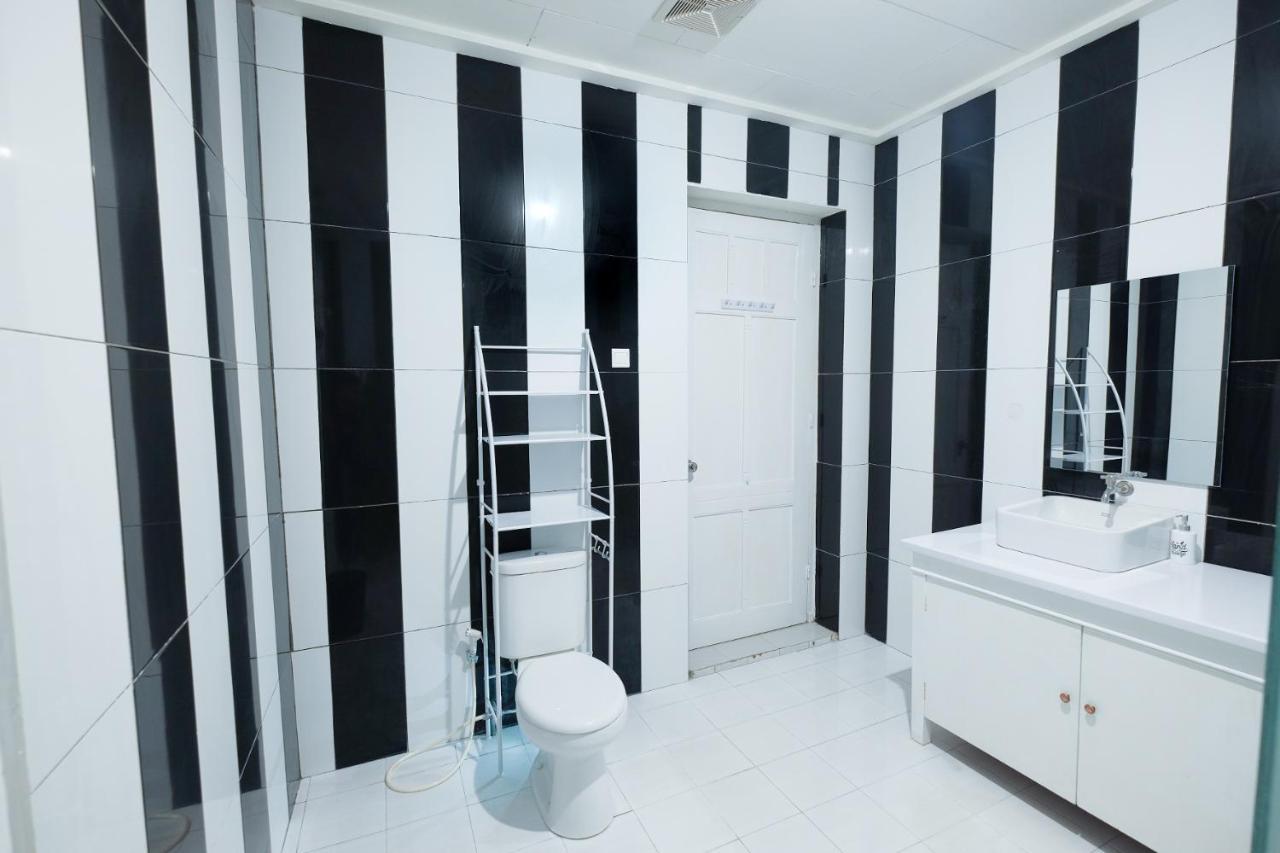 Albergue Snooze Malang Exterior foto