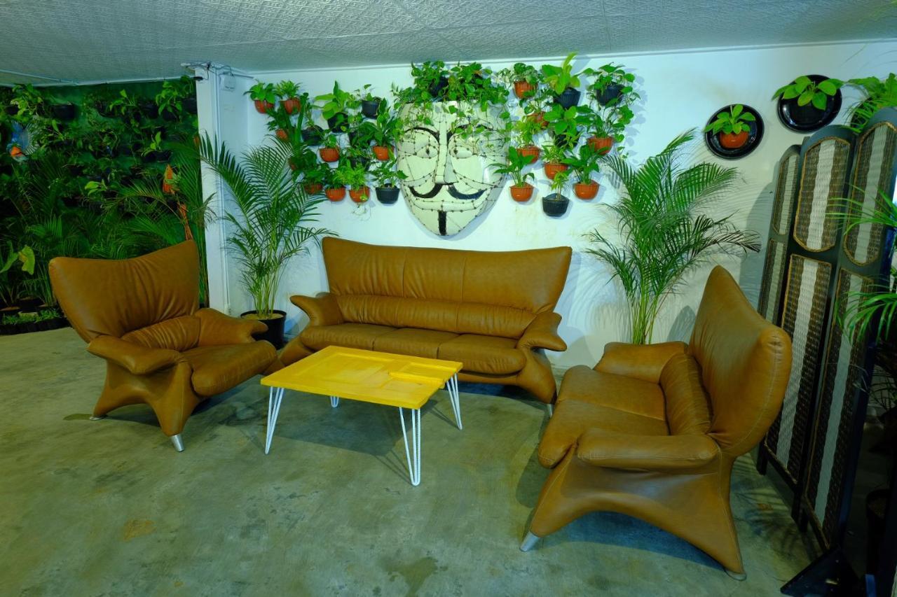 Albergue Snooze Malang Exterior foto