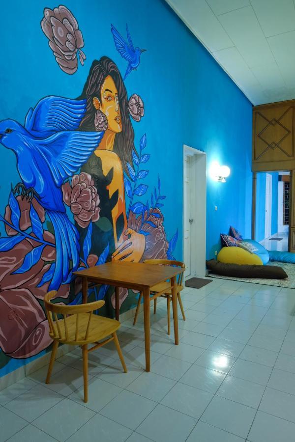 Albergue Snooze Malang Exterior foto