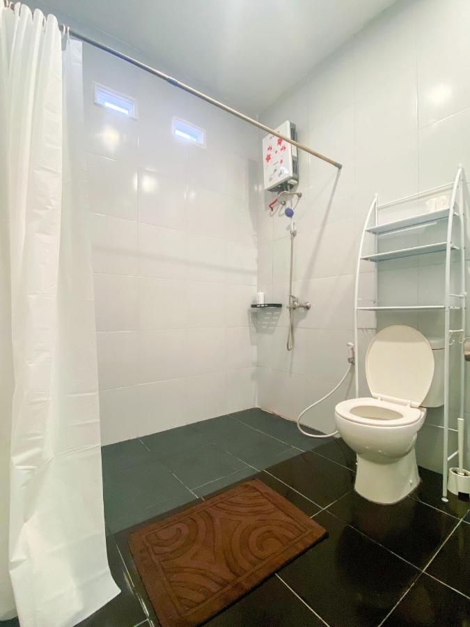 Albergue Snooze Malang Exterior foto