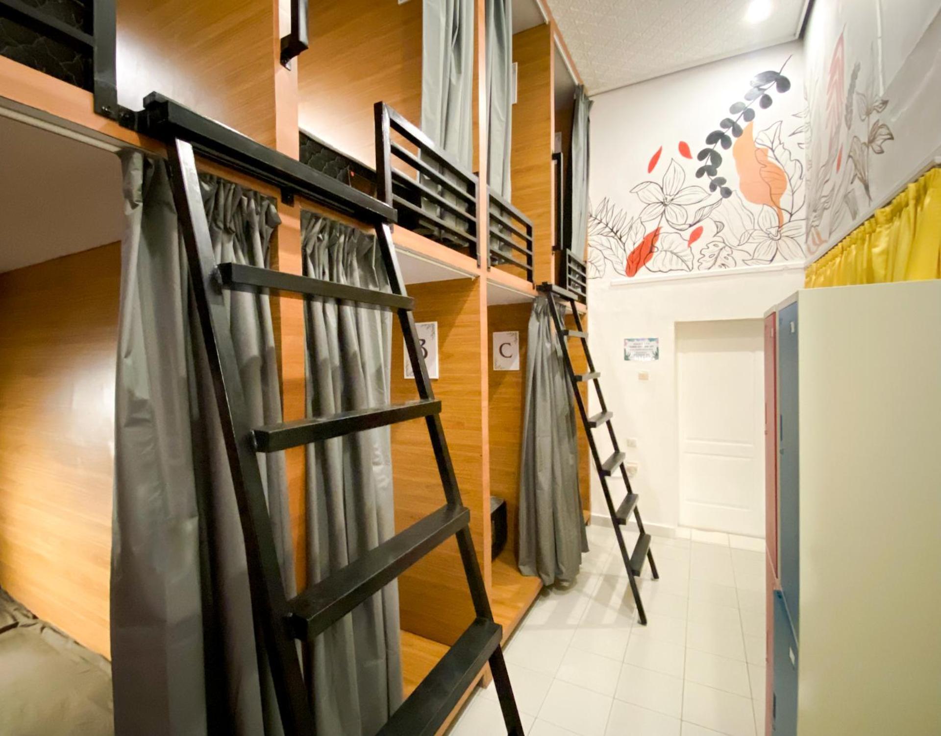Albergue Snooze Malang Exterior foto